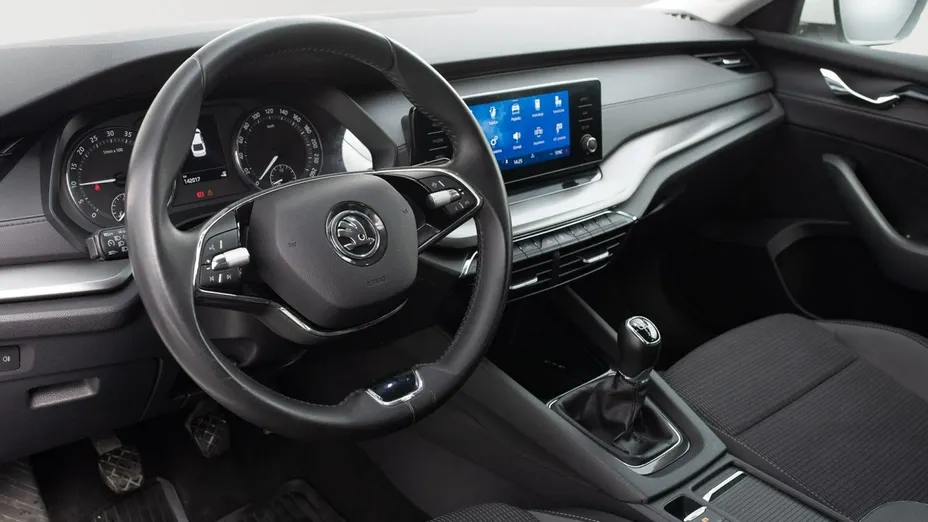 SKODA Octavia -