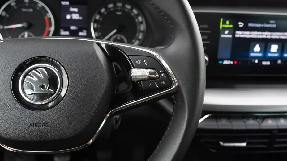 SKODA Octavia -