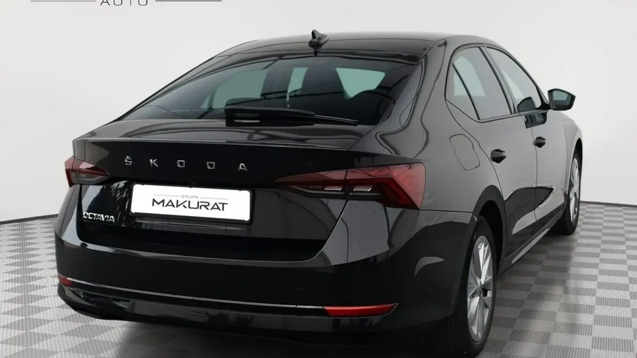 SKODA Octavia -