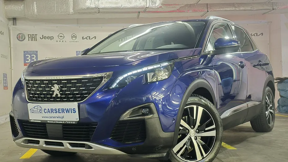 PEUGEOT 3008 -