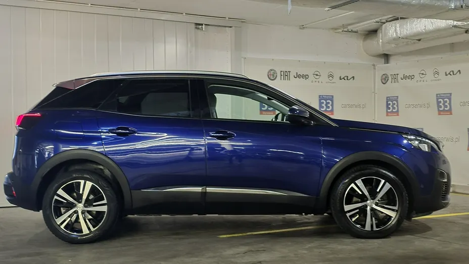 PEUGEOT 3008 -