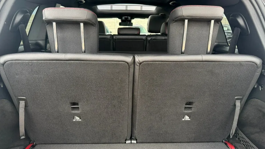 MERCEDES-BENZ GLB -