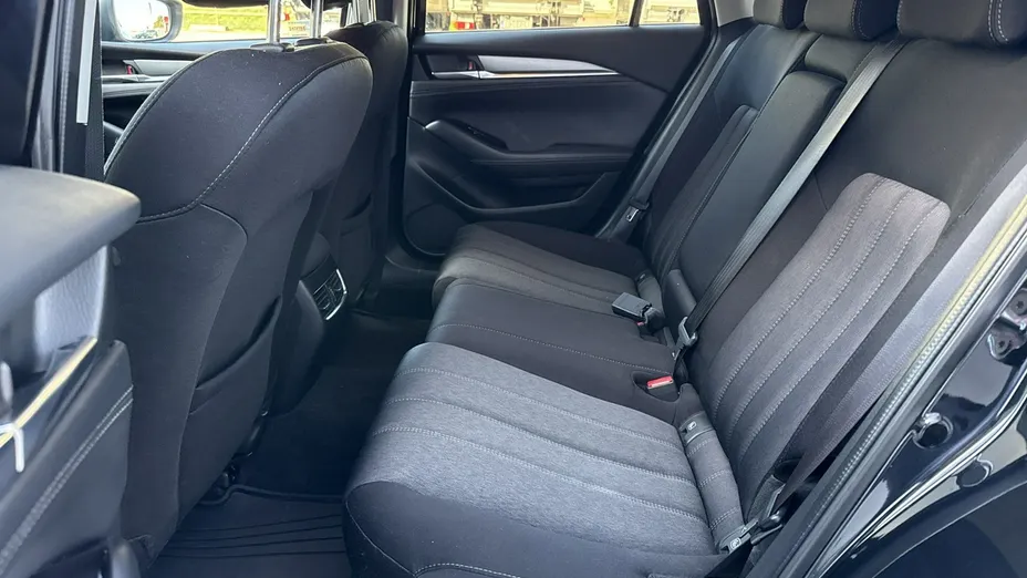 MAZDA 6 -