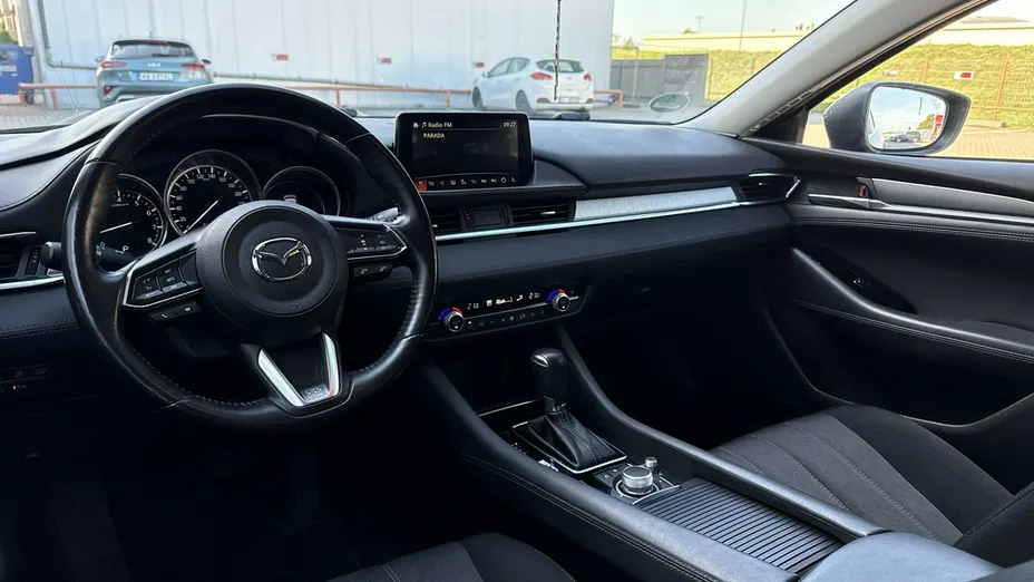 MAZDA 6 -