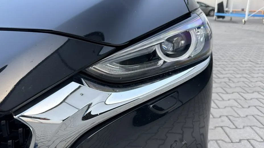 MAZDA 6 -
