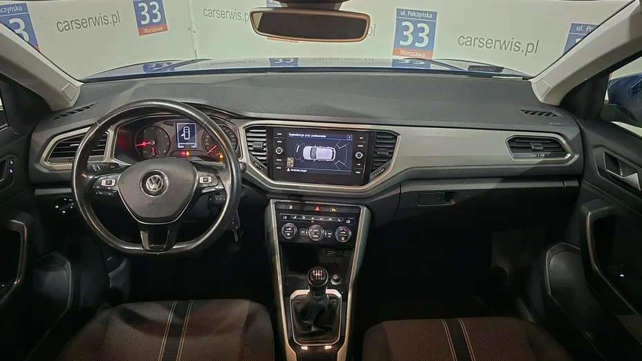 VOLKSWAGEN T-ROC -