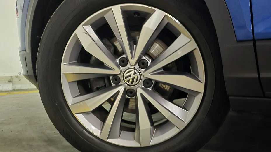 VOLKSWAGEN T-ROC -
