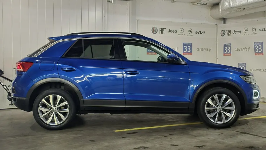 VOLKSWAGEN T-ROC -