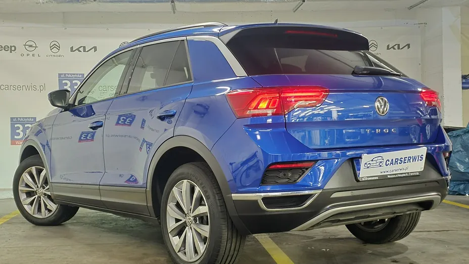 VOLKSWAGEN T-ROC -
