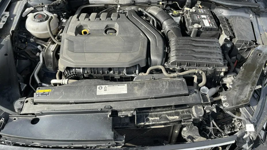 VOLKSWAGEN Passat -