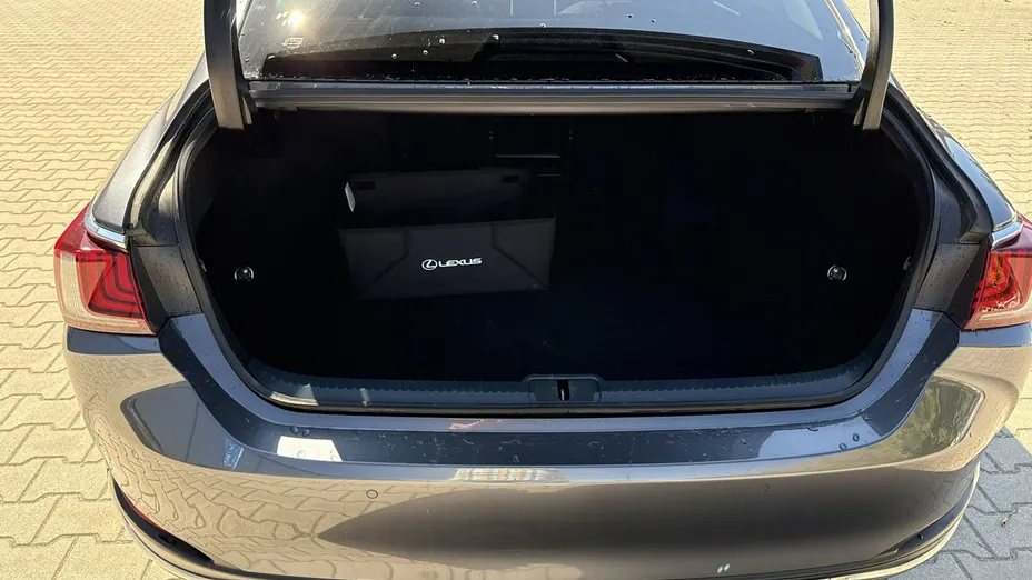 LEXUS ES -