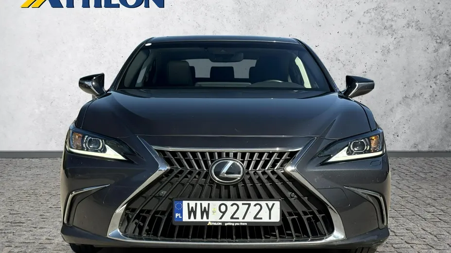 LEXUS ES -