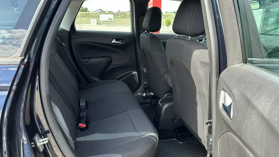 OPEL Crossland X -