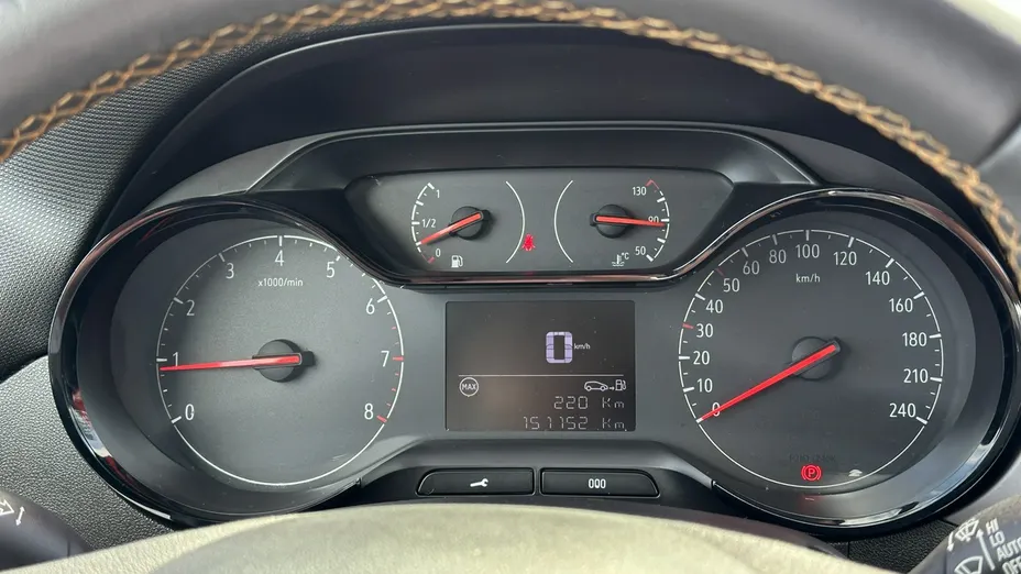 OPEL Crossland X -