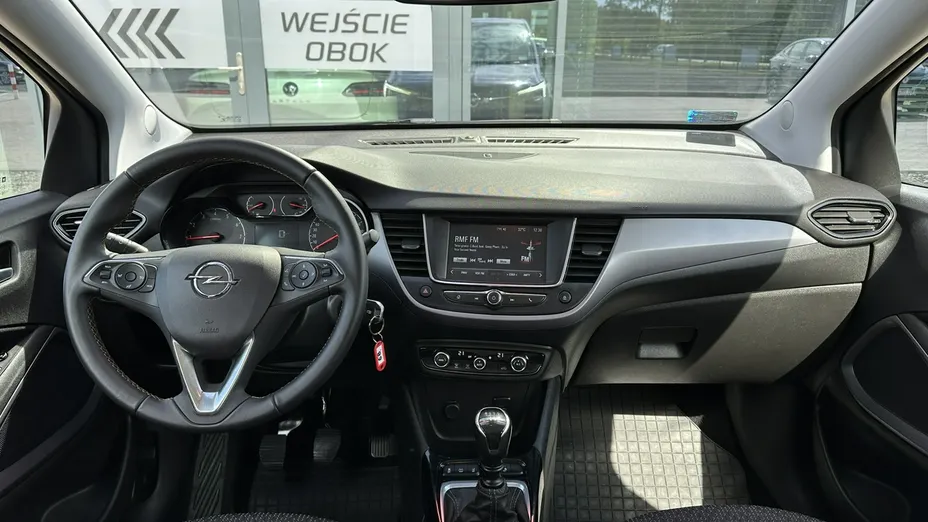 OPEL Crossland X -