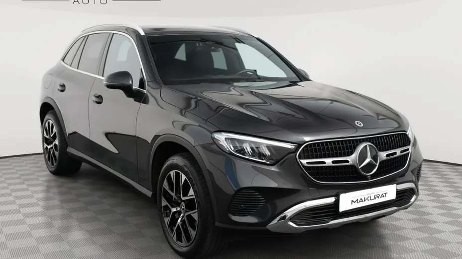 MERCEDES-BENZ GLC -