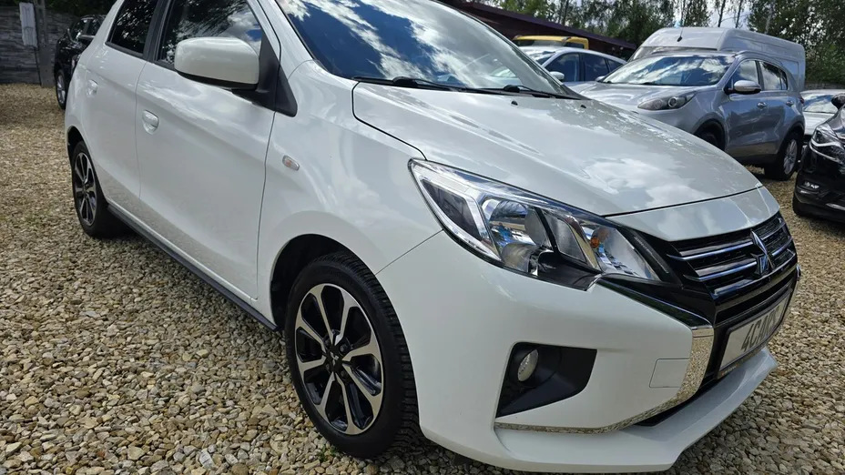 MITSUBISHI Space Star -