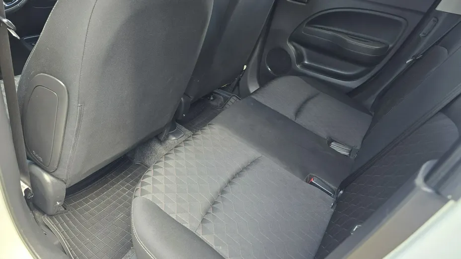 MITSUBISHI Space Star -
