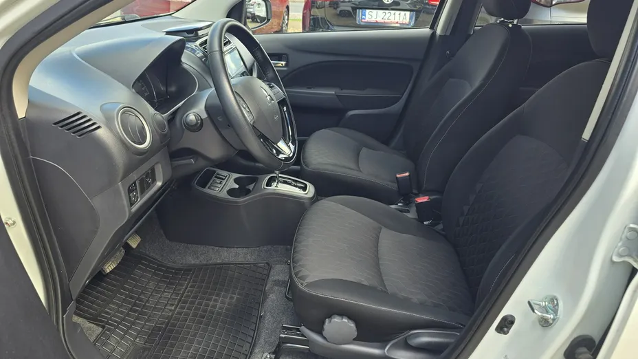 MITSUBISHI Space Star -