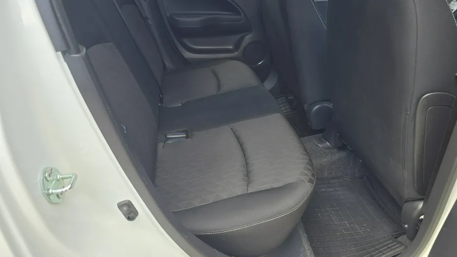 MITSUBISHI Space Star -
