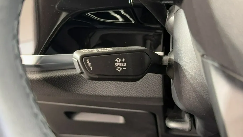 AUDI Q3 -