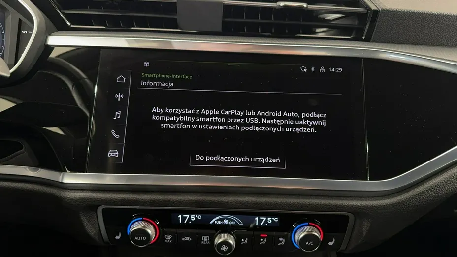 AUDI Q3 -