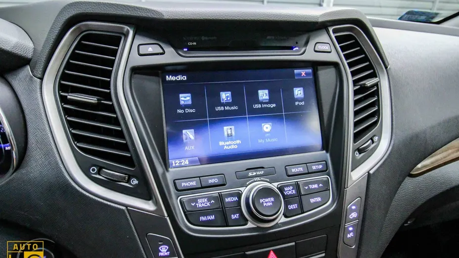 HYUNDAI Santa Fe -