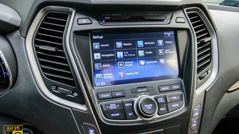 HYUNDAI Santa Fe -