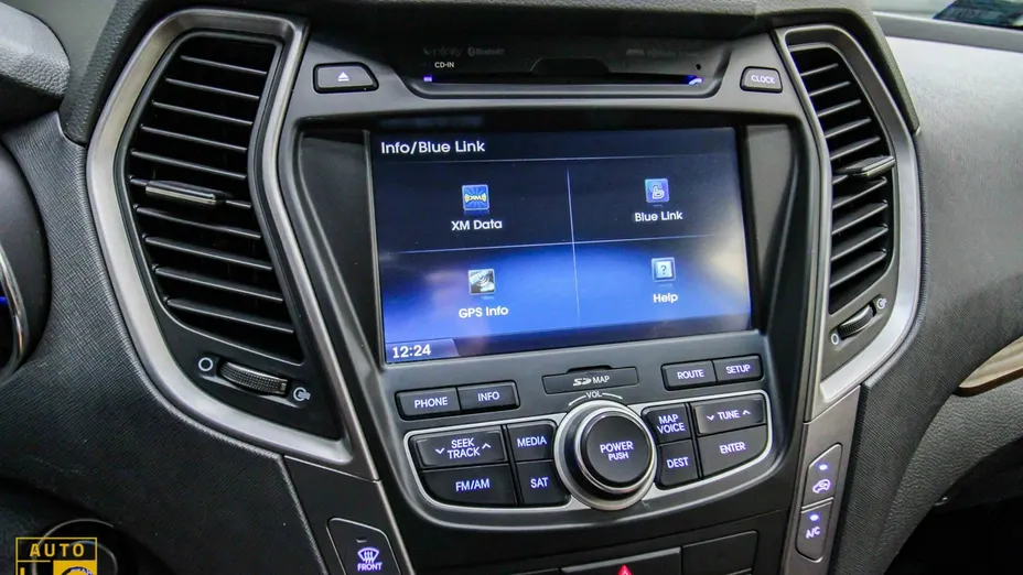 HYUNDAI Santa Fe -