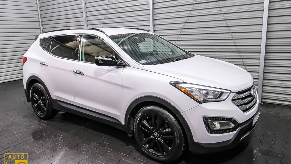 HYUNDAI Santa Fe -