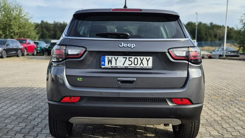 JEEP Compass -