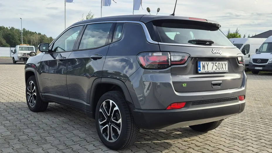 JEEP Compass -