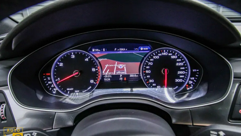 AUDI A6 -
