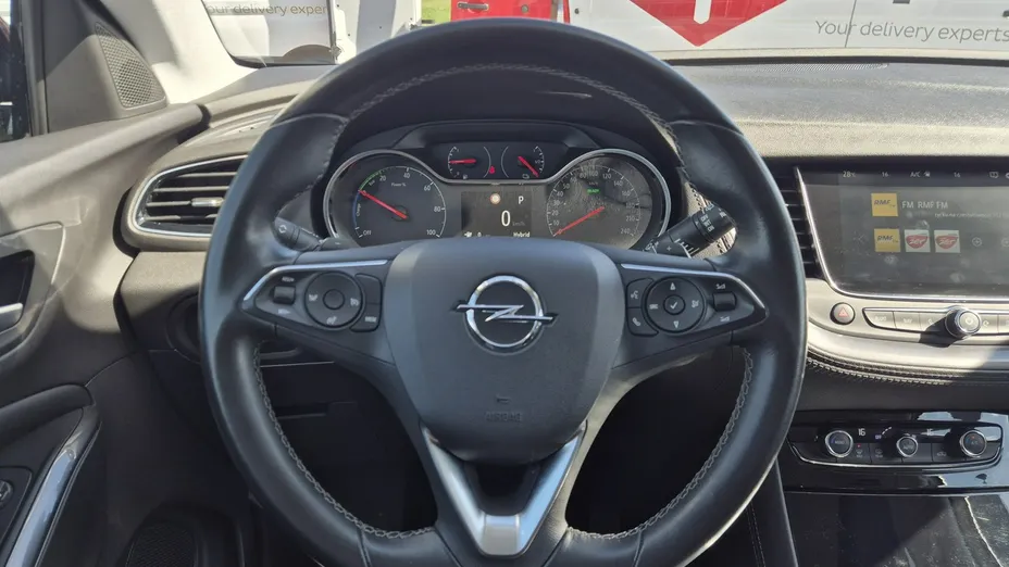 OPEL Grandland X -