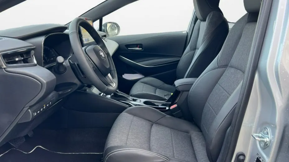 TOYOTA Corolla -