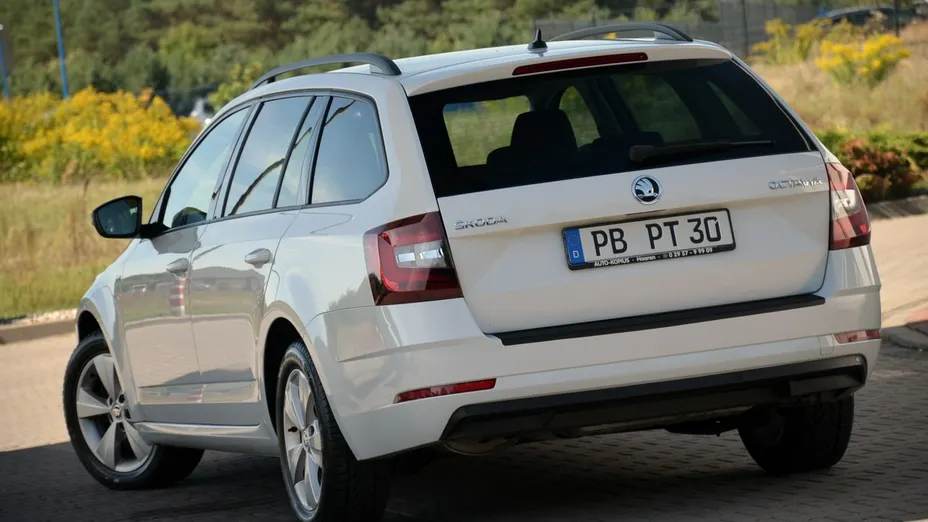 SKODA Octavia -