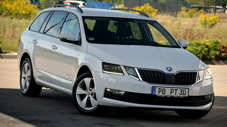 SKODA Octavia -