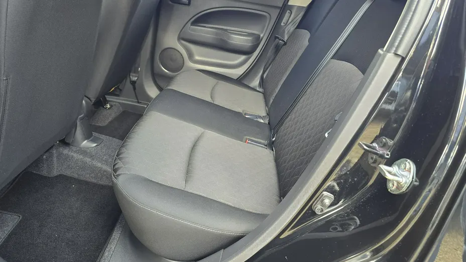 MITSUBISHI Space Star -