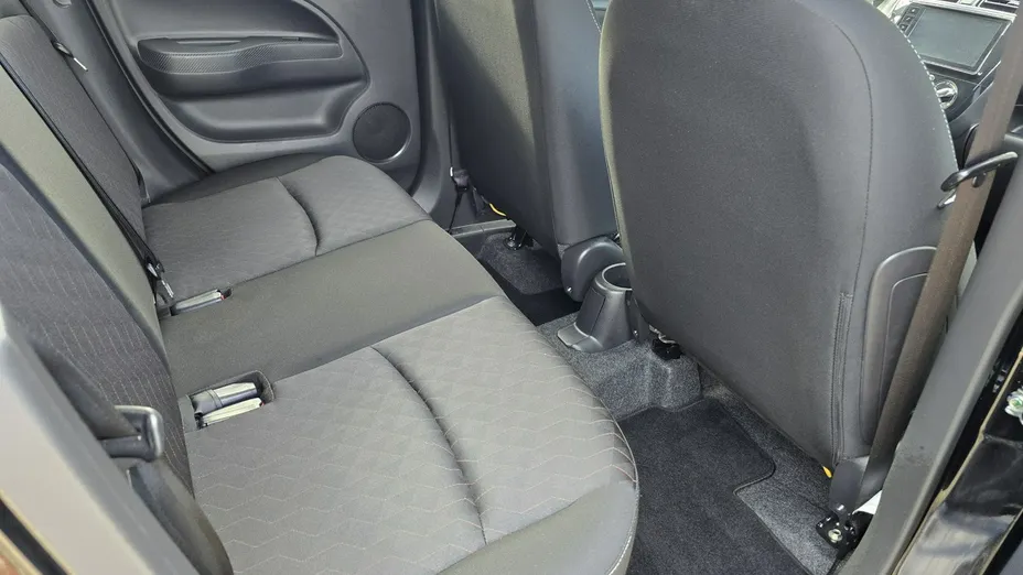 MITSUBISHI Space Star -