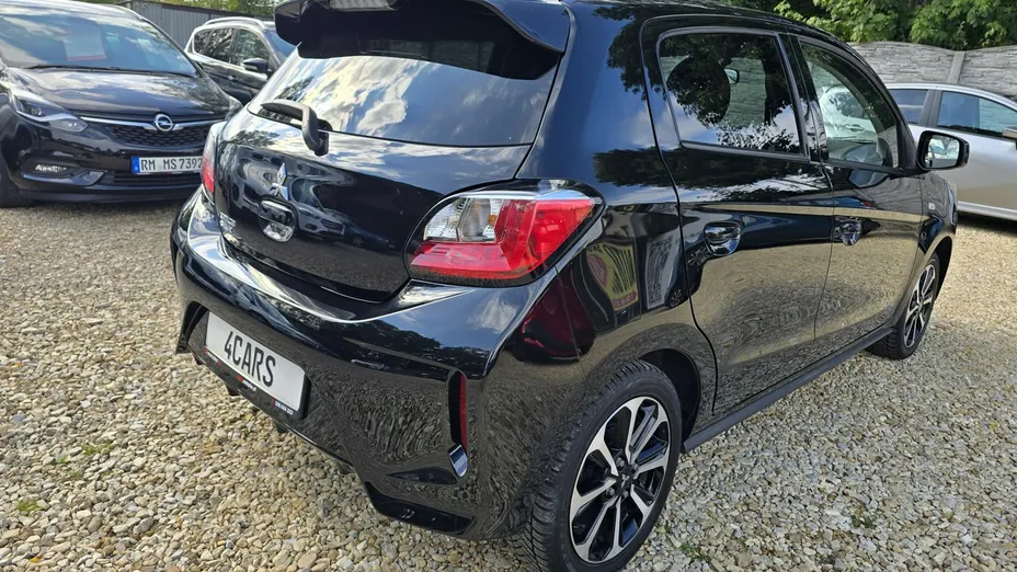 MITSUBISHI Space Star -