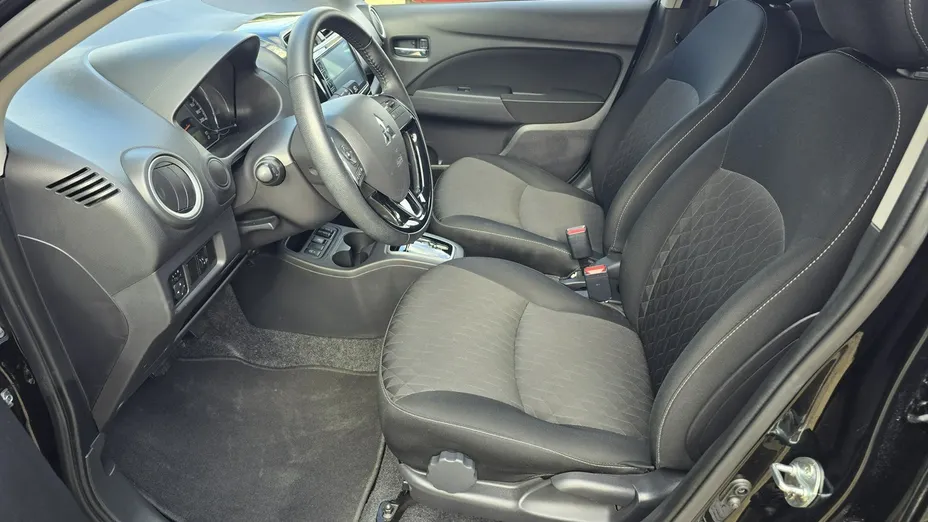 MITSUBISHI Space Star -