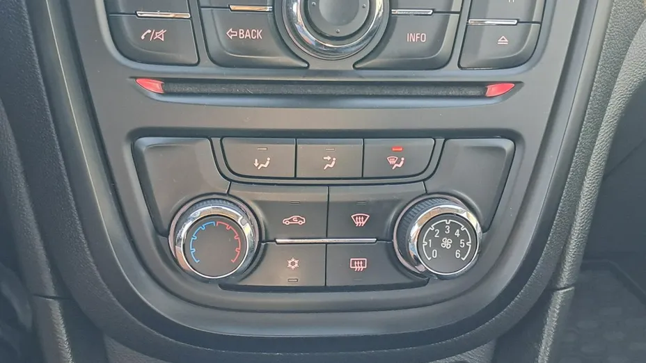 OPEL Mokka -
