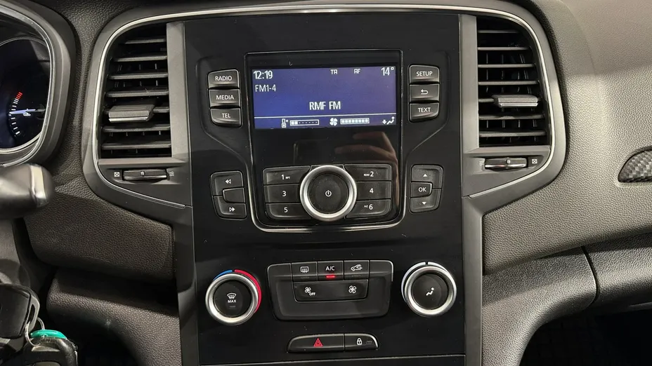 RENAULT Megane -