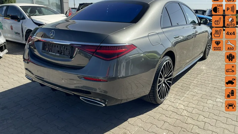 MERCEDES-BENZ S Klasa -