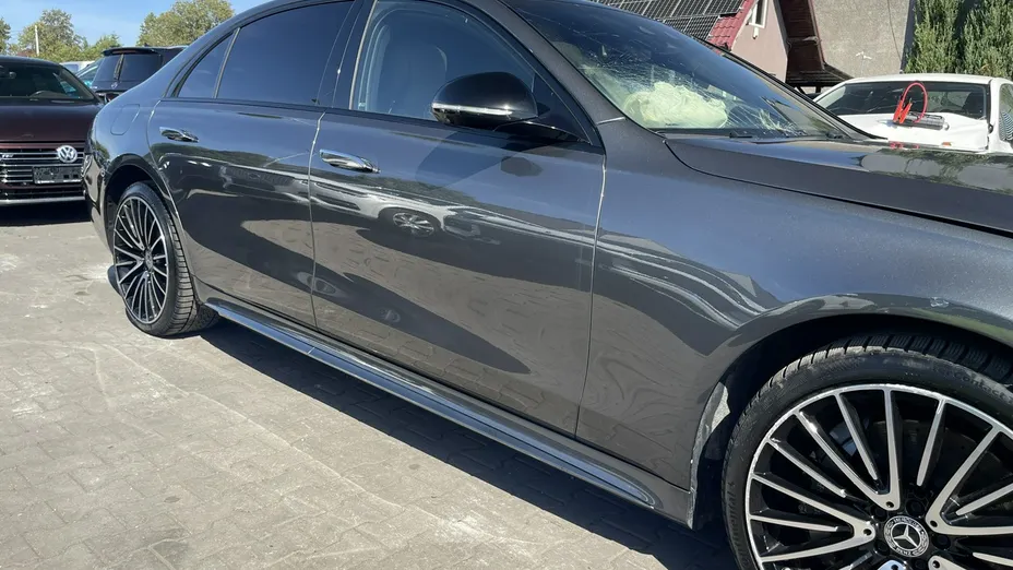 MERCEDES-BENZ S Klasa -