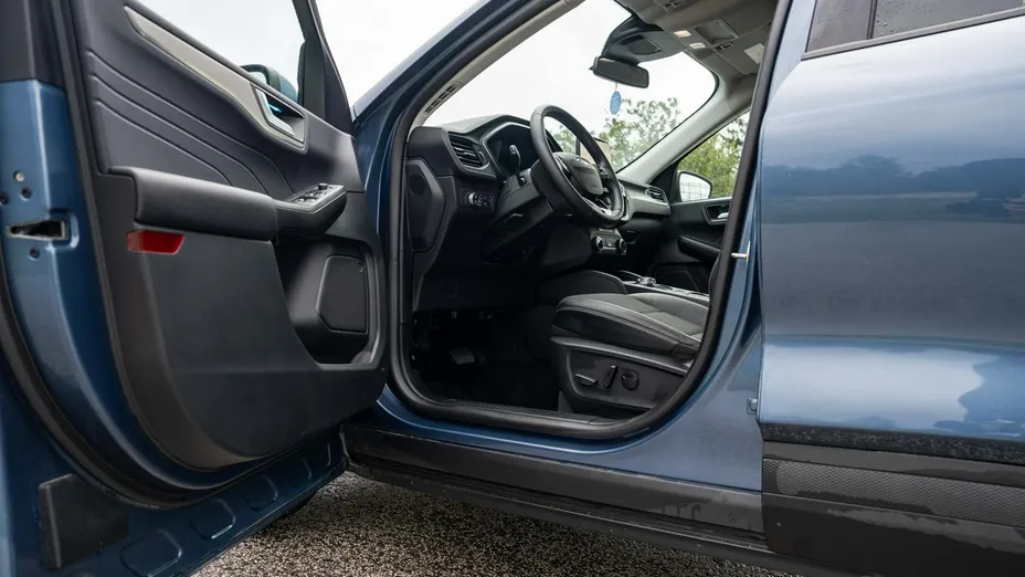 FORD Kuga -