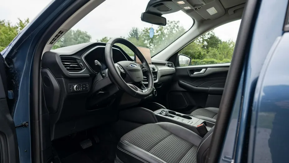FORD Kuga -