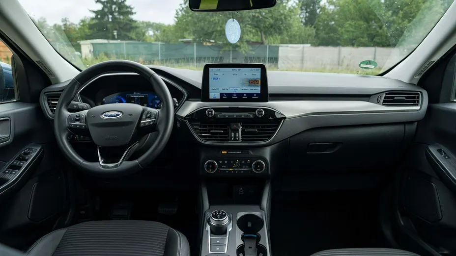 FORD Kuga -