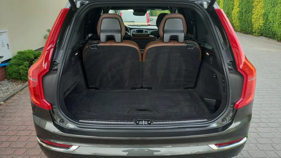 VOLVO XC90 -