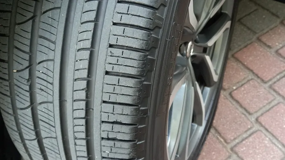 VOLVO XC90 -